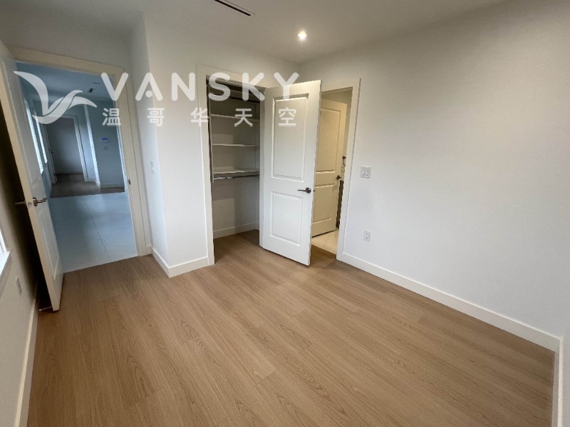 250617210341_Master Bed Room.jpg